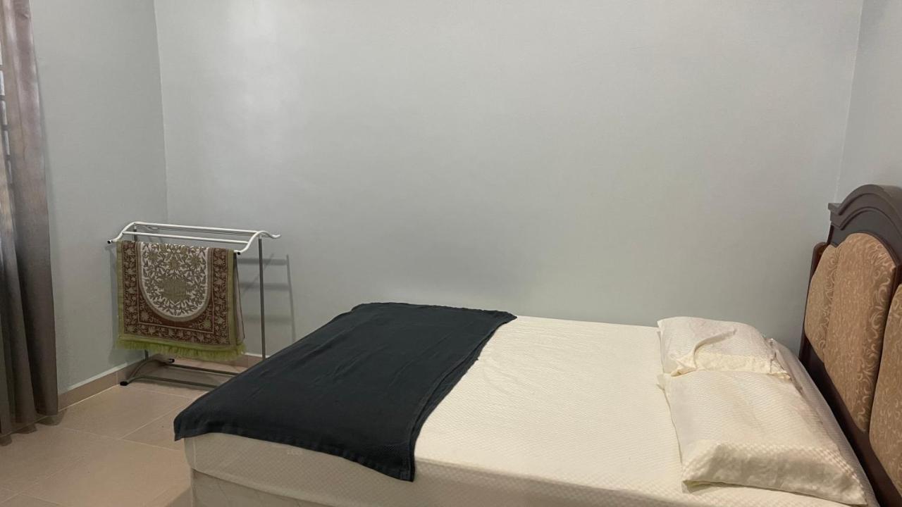 Nikmat Homestay Riyadh Kampong Tuan Mandak Eksteriør bilde